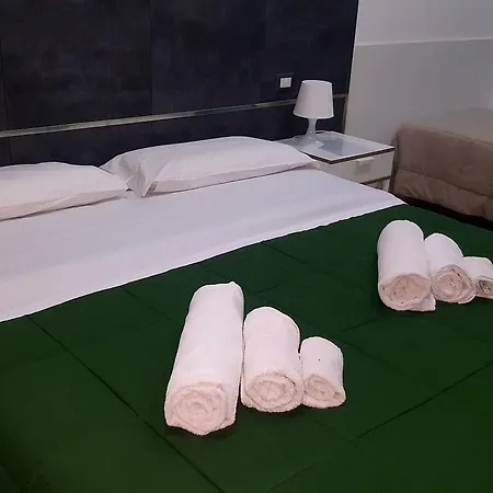 2 Oda ve Kahvaltı 3*